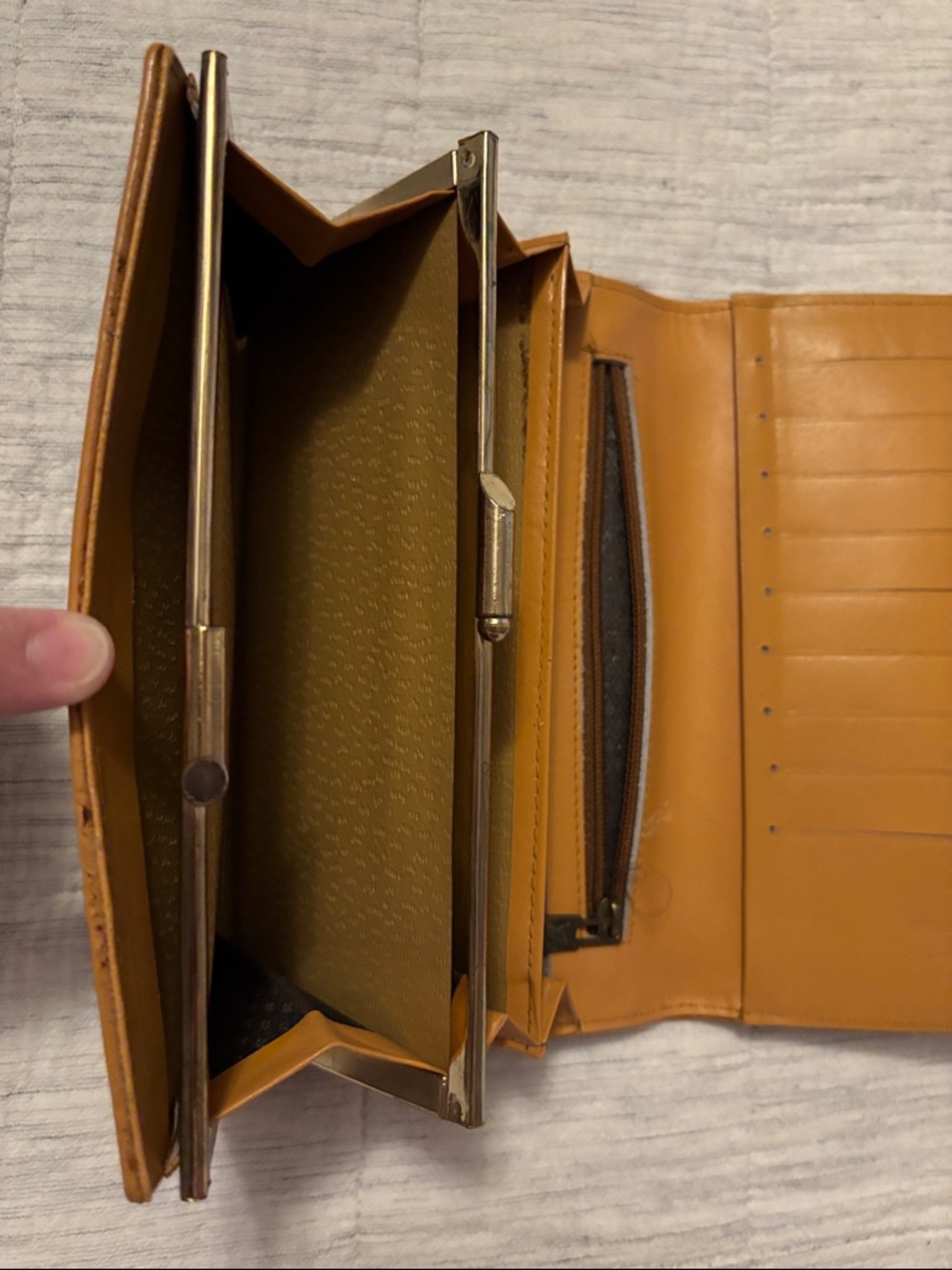 Louis Vuitton Brown and Tan Monogram Long Wallet - Picture 4 of 14